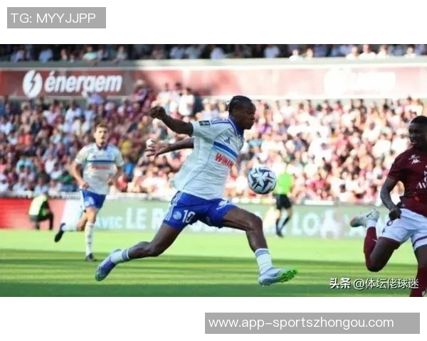 荷兰队官方宣布补招斯特拉斯堡22岁前锋埃梅加加入国家队 荷兰队官方宣布补招斯特拉斯堡22岁前锋埃梅加加入国家队