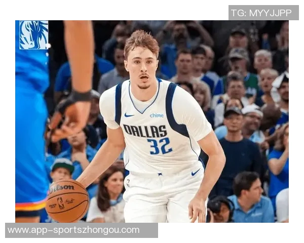 高低对比新赛季数据解析：弗拉格与浓眉的精彩表现一览